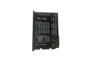 ModBus RS485 steruje serwonapędem BLDC